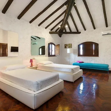 Blue Moon Fontane Bianche