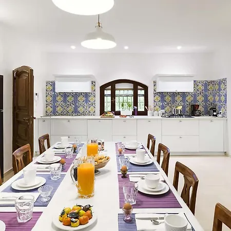 Blue Moon Фонтане-Бьянке